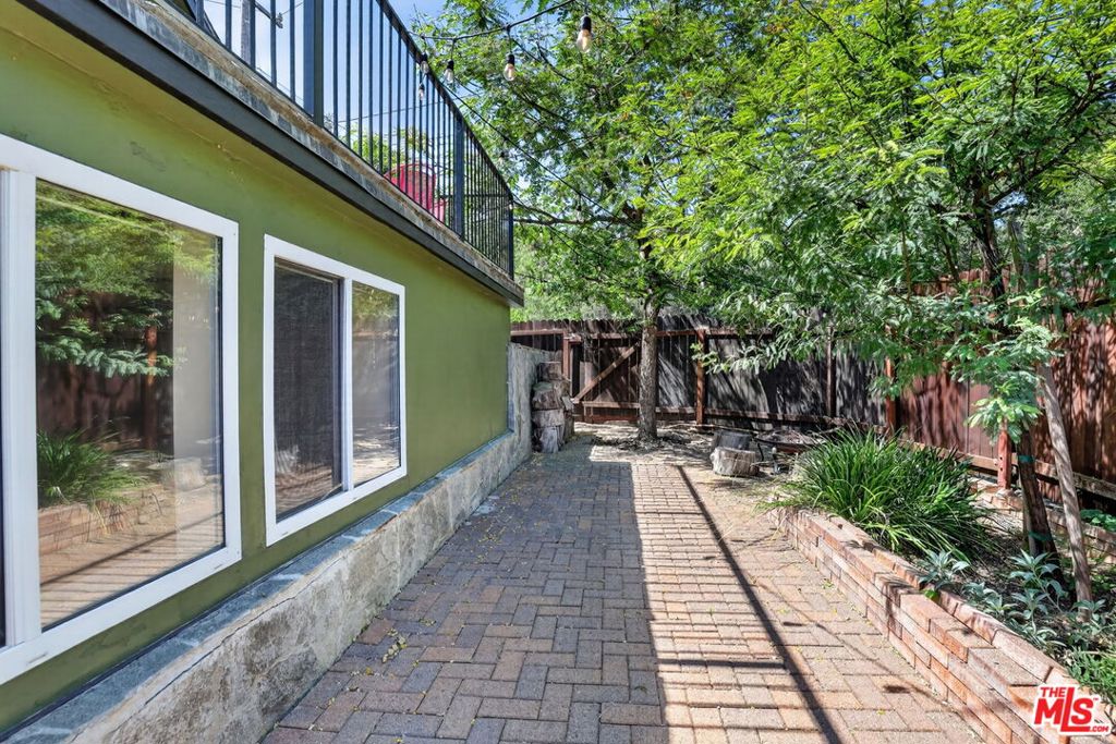21549 Summit Trail Property Photo 33