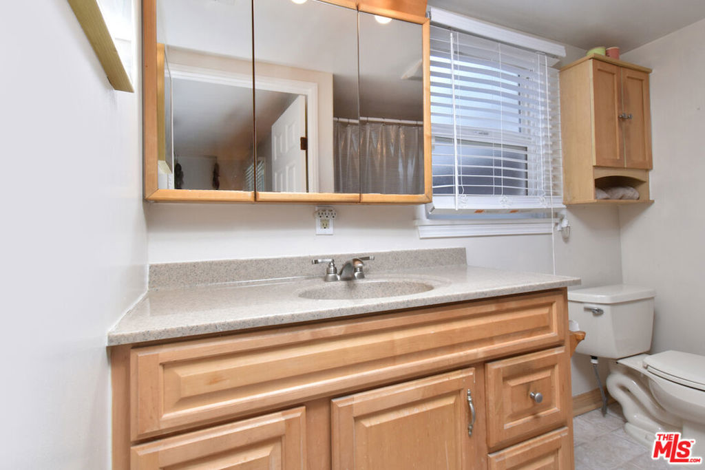 4709 Camellia Avenue Property Photo 15