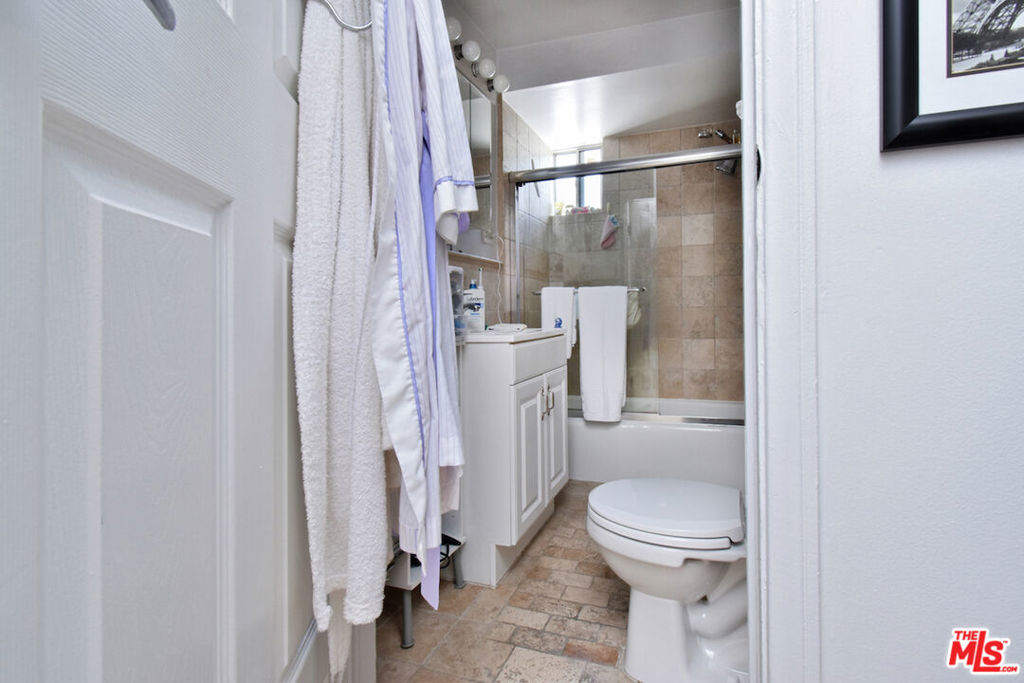 4709 Camellia Avenue Property Photo 23