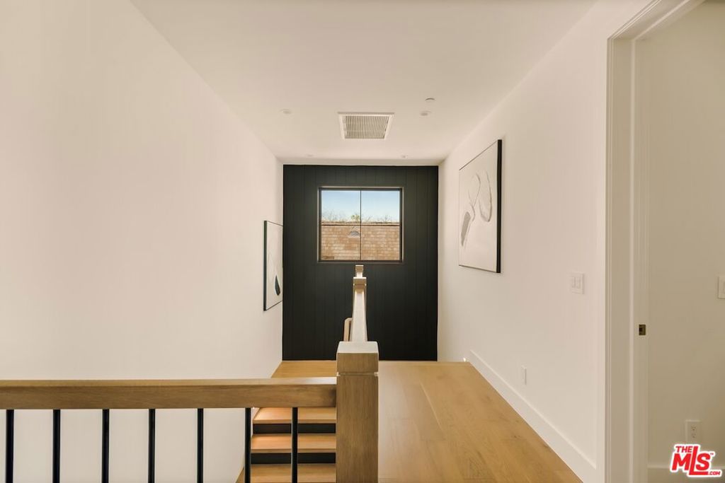 4261 Denny Avenue Property Photo 22