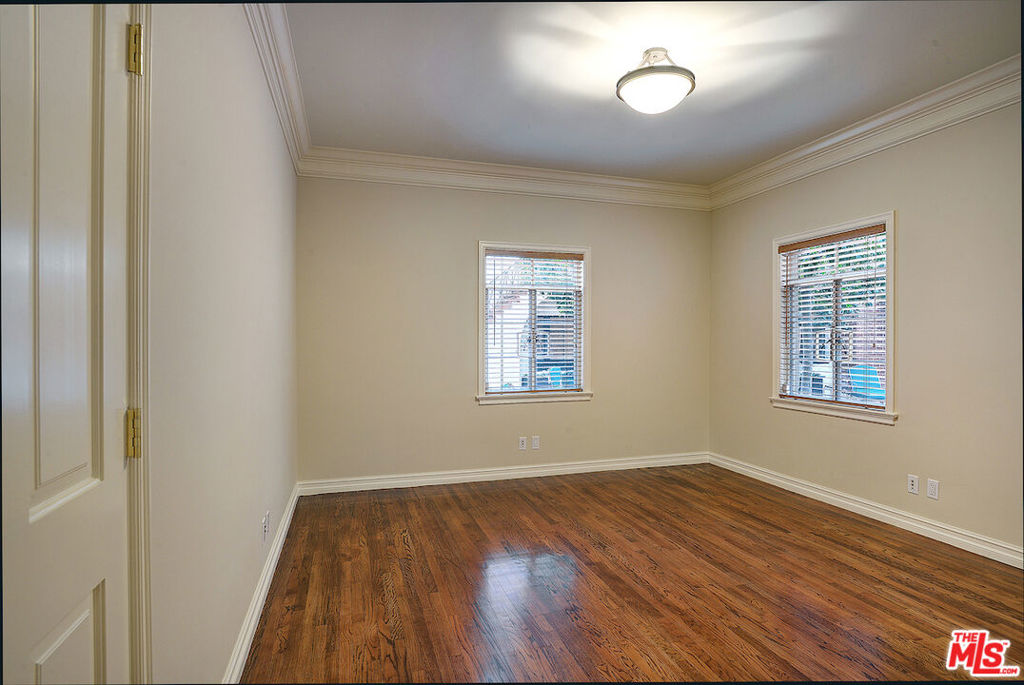 149 S Rodeo Drive Property Photo 15