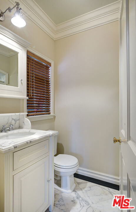 149 S Rodeo Drive Property Photo 17