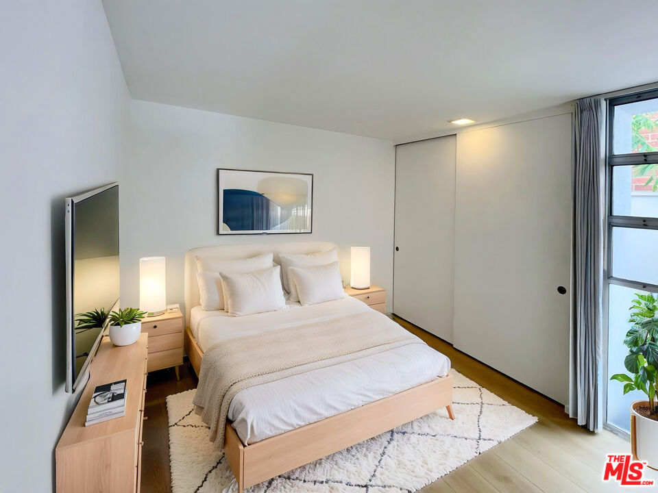 3607 Pacific Avenue Property Photo 11