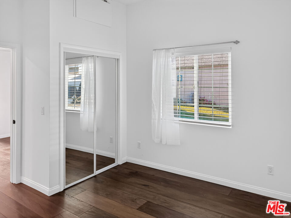 6036 Denny Avenue Property Photo 18