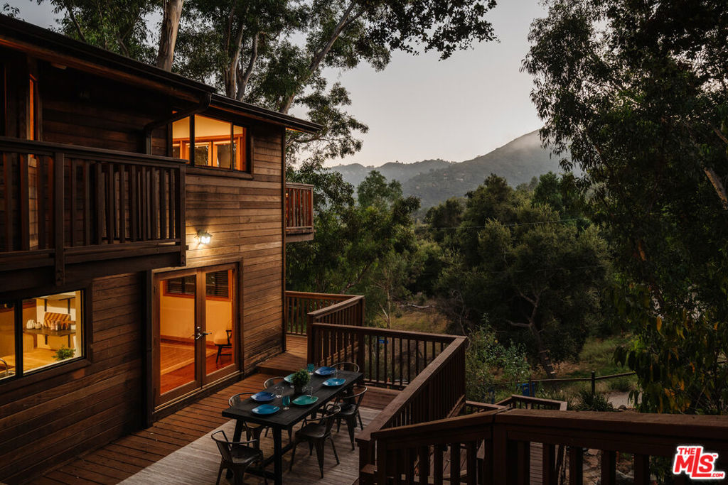 517 Canon View Trail Property Photo 1