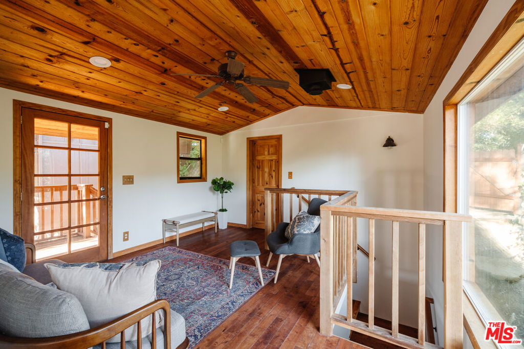 517 Canon View Trail Property Photo 16