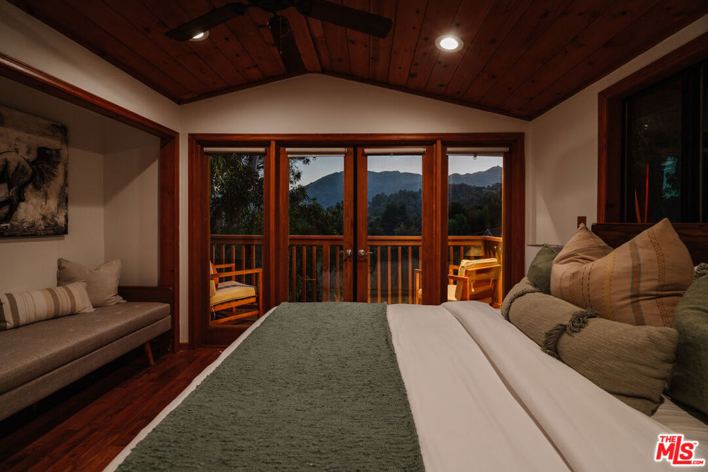 517 Canon View Trail Property Photo 22