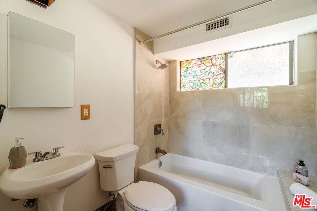 517 Canon View Trail Property Photo 25