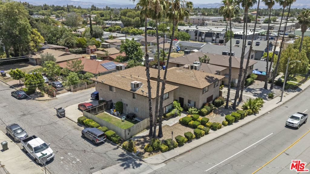 4485 N Sierra Way Property Photo 3