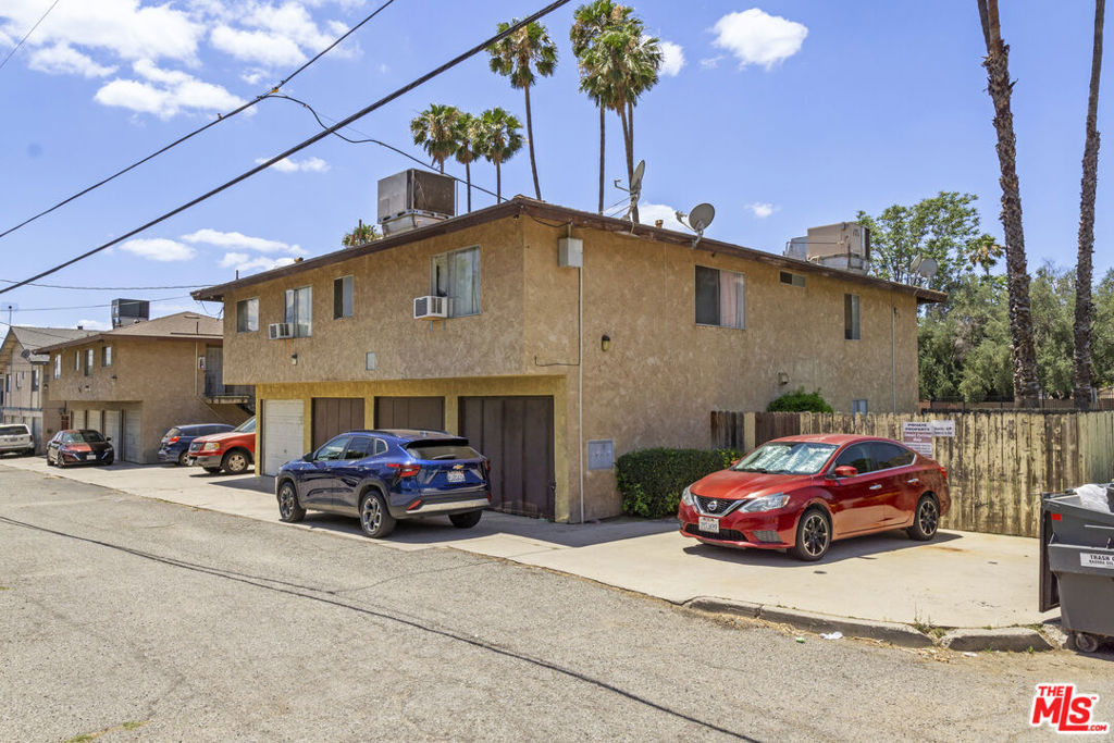 4485 N Sierra Way Property Photo 10