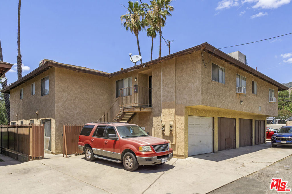 4485 N Sierra Way Property Photo 11