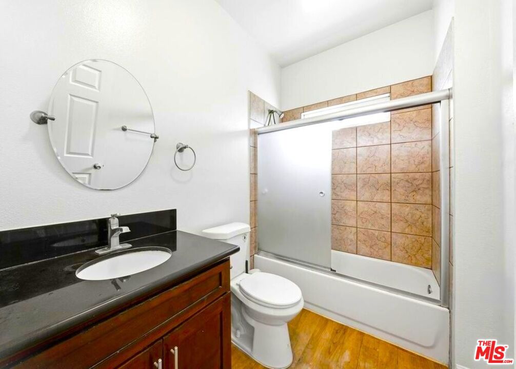 2025 3rd Avenue #3 Property Photo 6