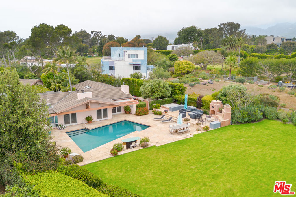 7122 Dume Drive Property Photo 33