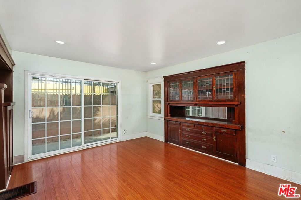 4812 Arlington Avenue Property Photo 13