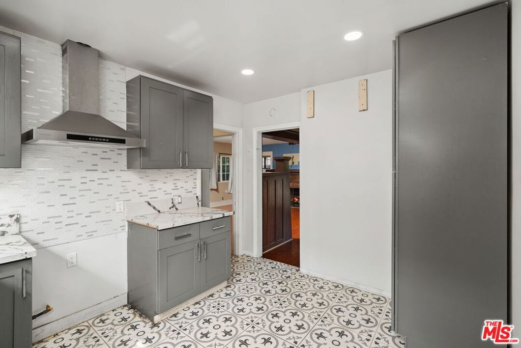 4812 Arlington Avenue Property Photo 16