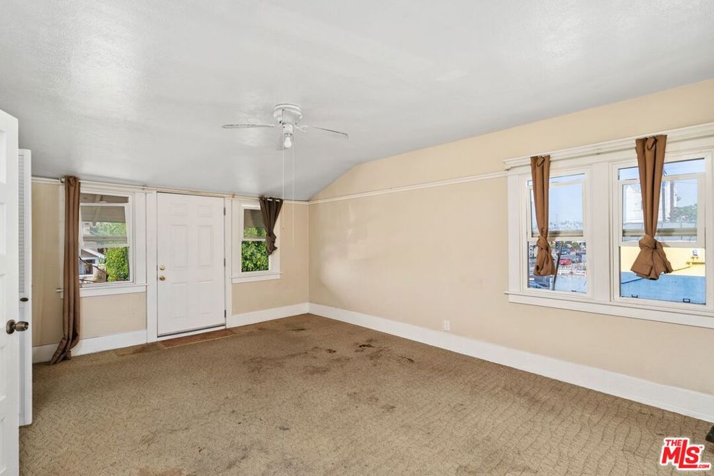 4812 Arlington Avenue Property Photo 17