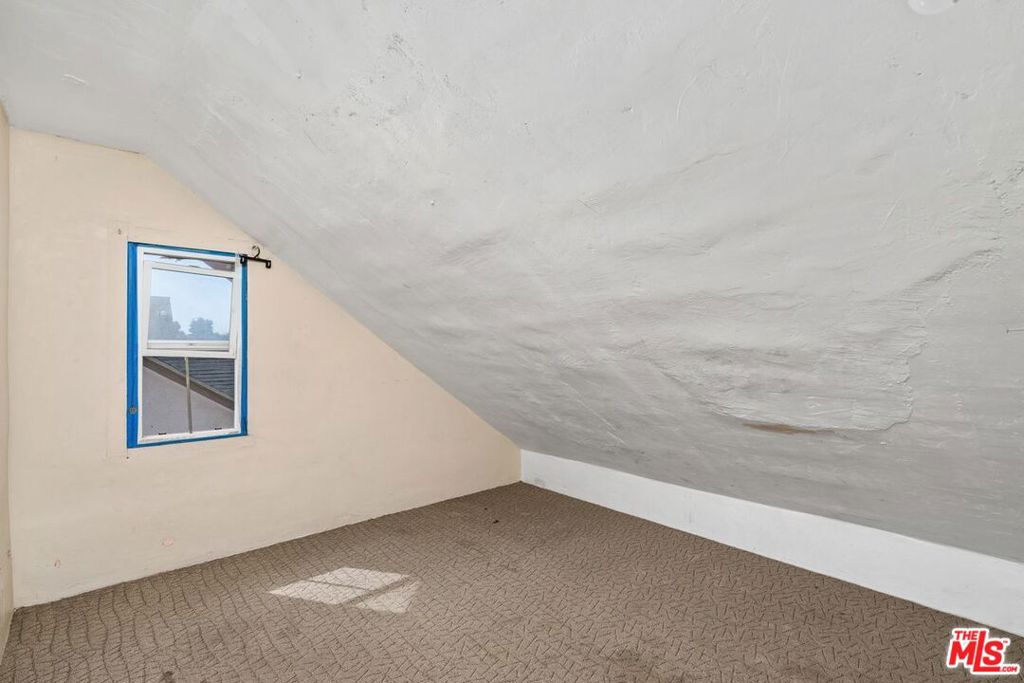 4812 Arlington Avenue Property Photo 27