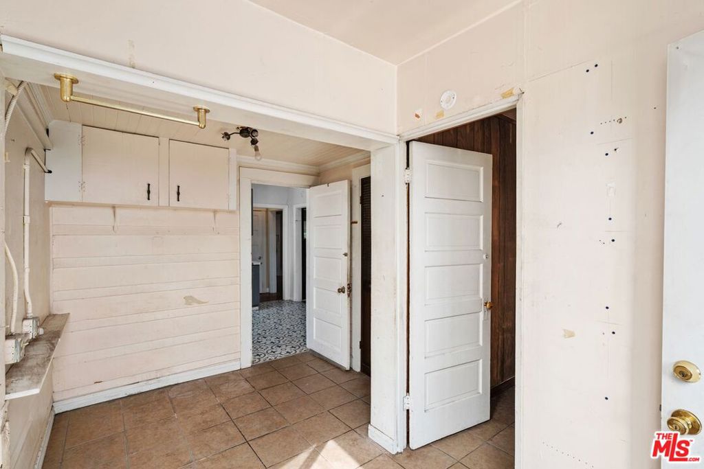 4812 Arlington Avenue Property Photo 31