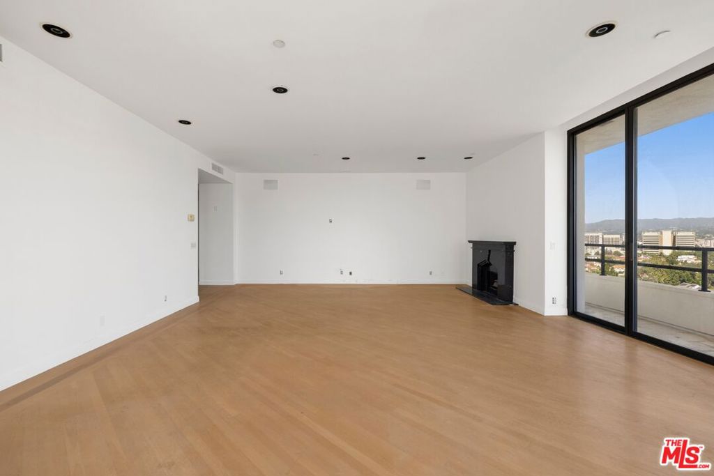 10601 Wilshire Boulevard 1601 Property Photo 5