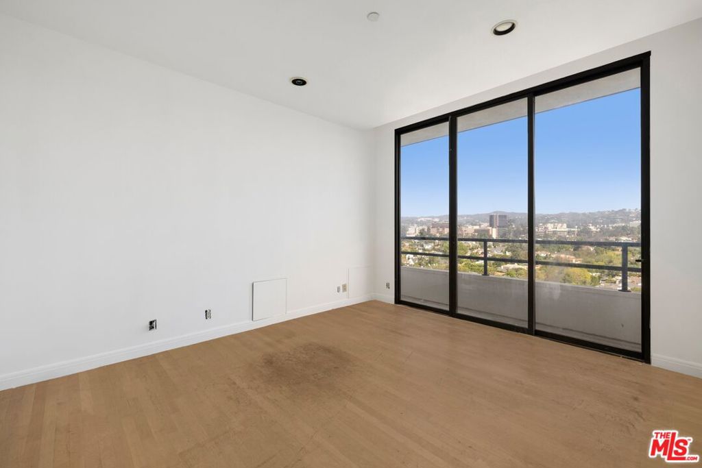 10601 Wilshire Boulevard 1601 Property Photo 6