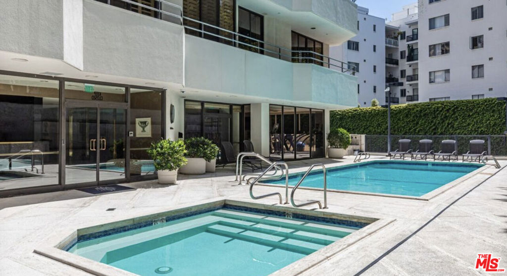 10601 Wilshire Boulevard 1601 Property Photo 12