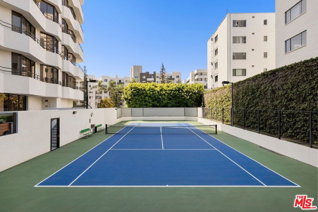 10601 Wilshire Boulevard 1601 Property Photo 14