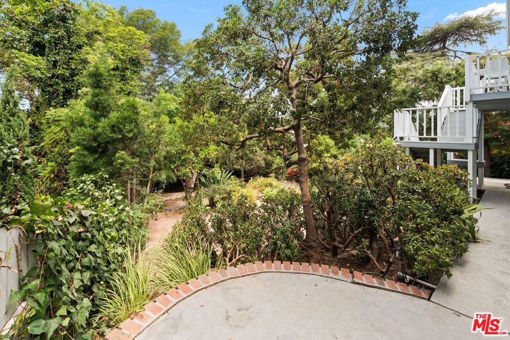 1843 Lucile Avenue Property Photo 26