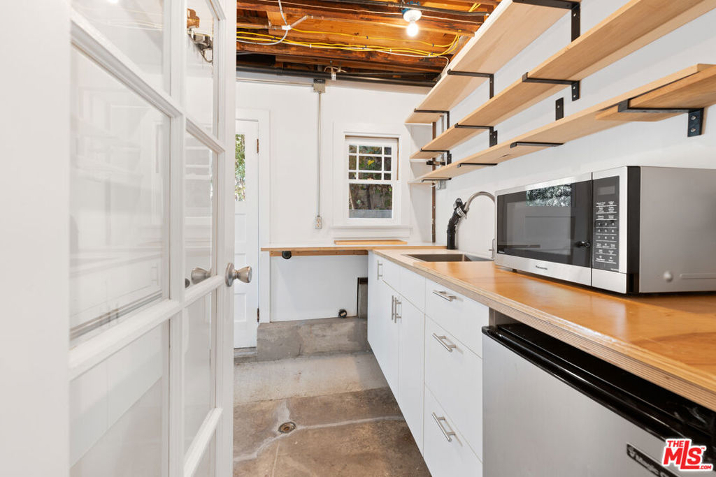 1843 Lucile Avenue Property Photo 40