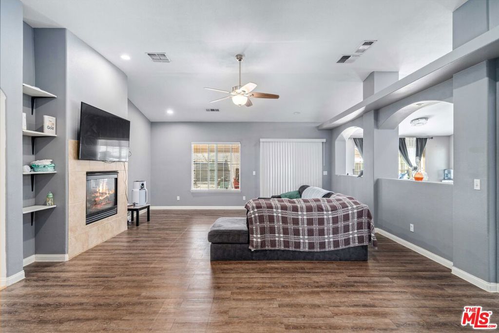 9516 Mendiburu Road Property Photo 3