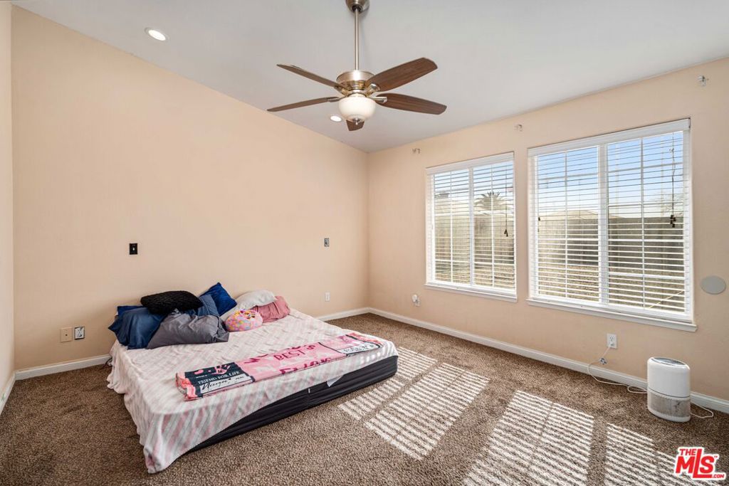 9516 Mendiburu Road Property Photo 17