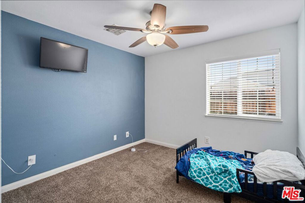 9516 Mendiburu Road Property Photo 21