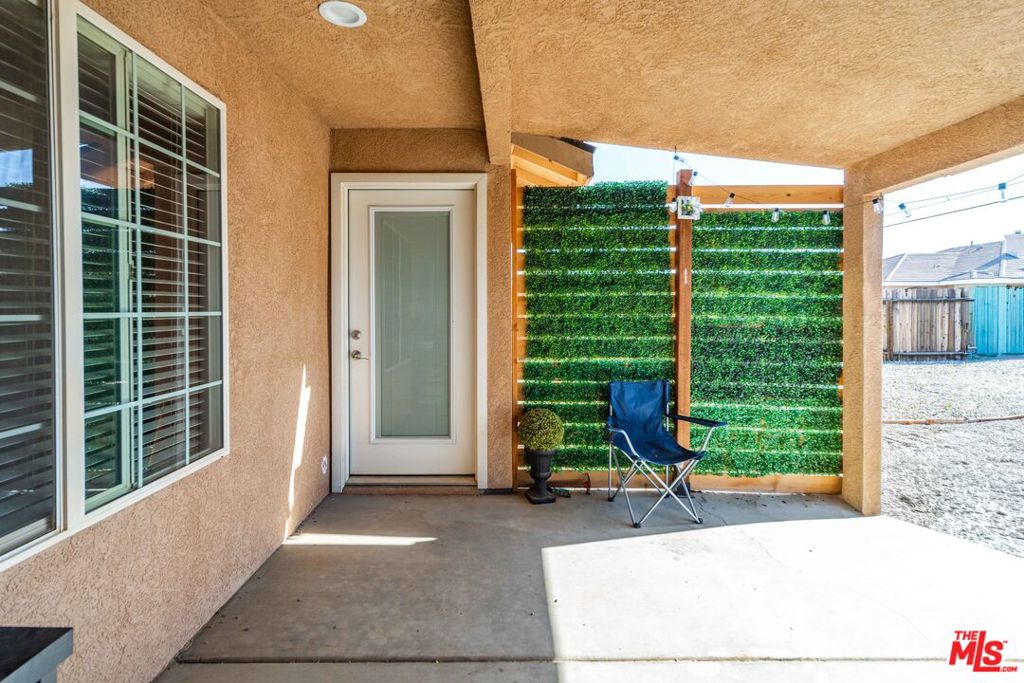 9516 Mendiburu Road Property Photo 27