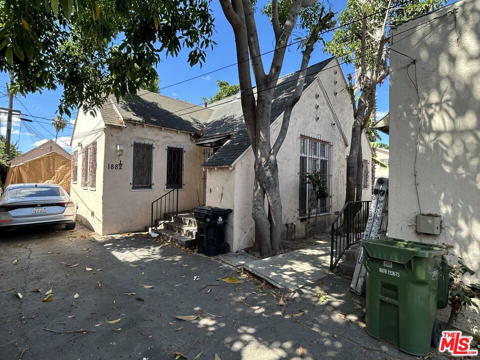 186 E Vernon Avenue Property Photo 7