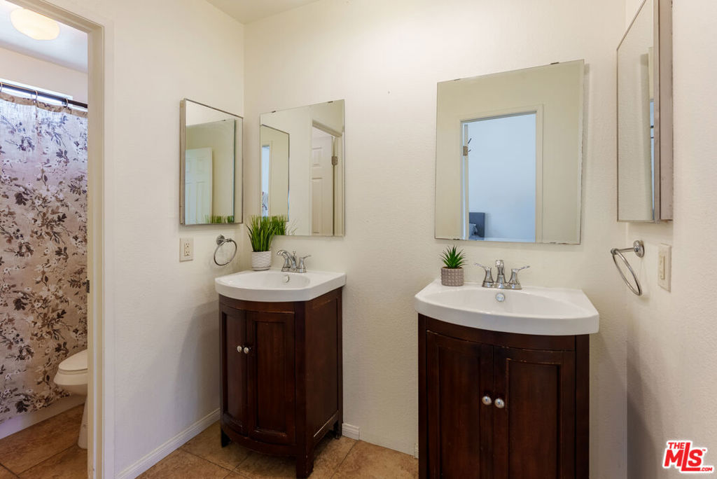 9376 Moonbeam Avenue 9 Property Photo 11