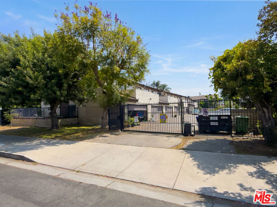 9376 Moonbeam Avenue 9 Property Photo 16