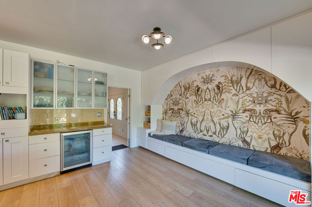 1902 Granville Avenue Property Photo 14