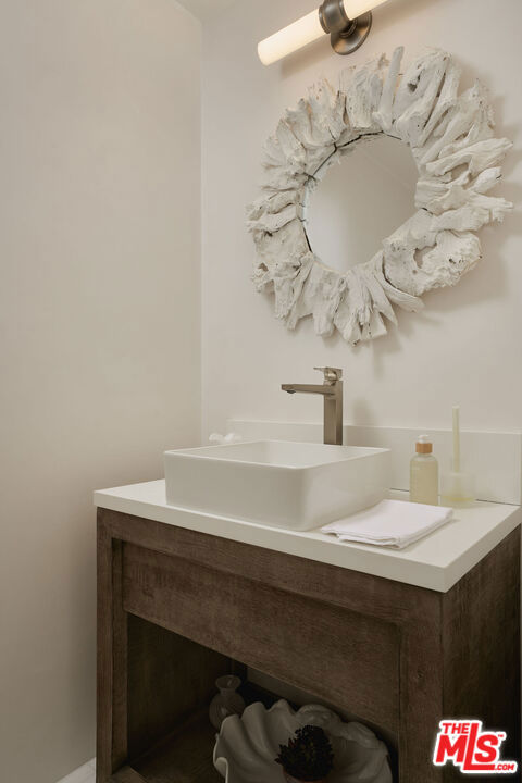 1071 E Mountain Drive Property Photo 25