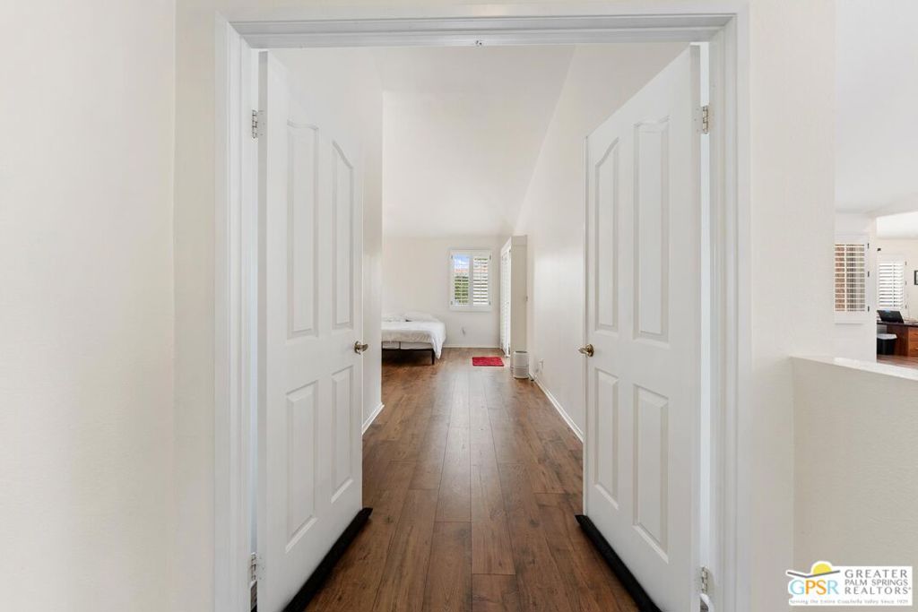 39850 Regency Way Property Photo 15