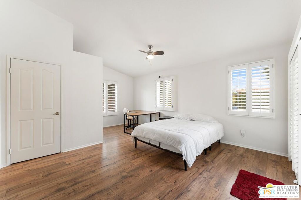39850 Regency Way Property Photo 16