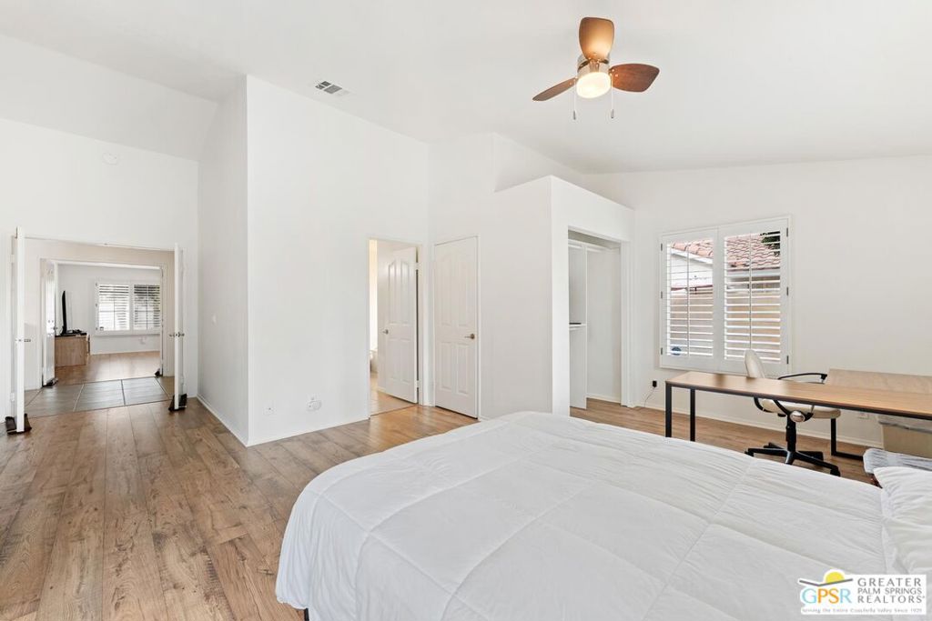 39850 Regency Way Property Photo 17
