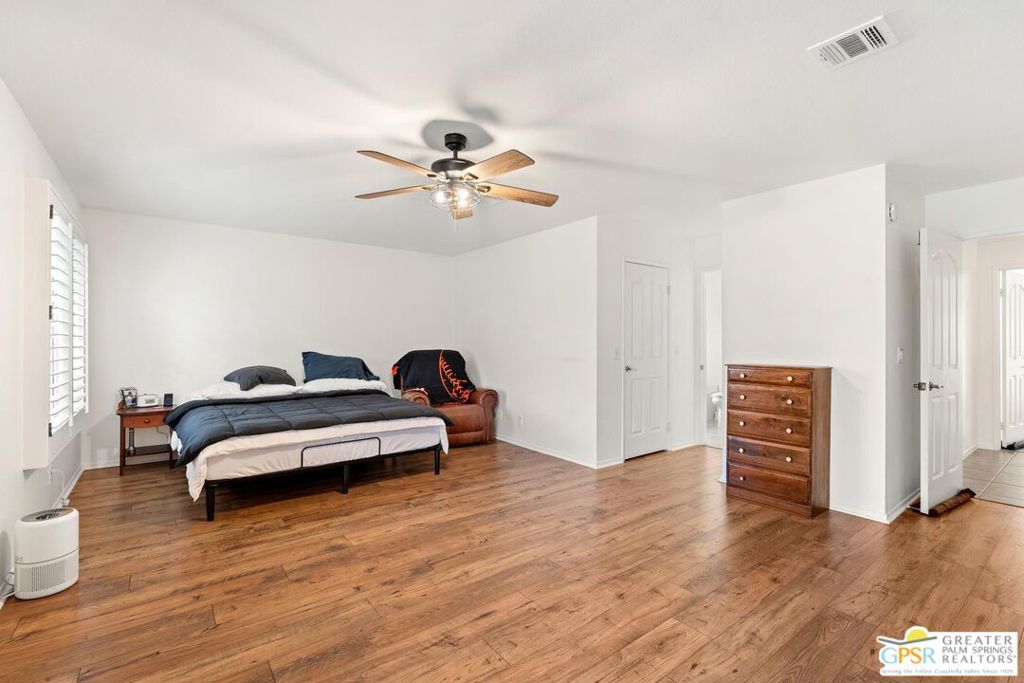 39850 Regency Way Property Photo 24