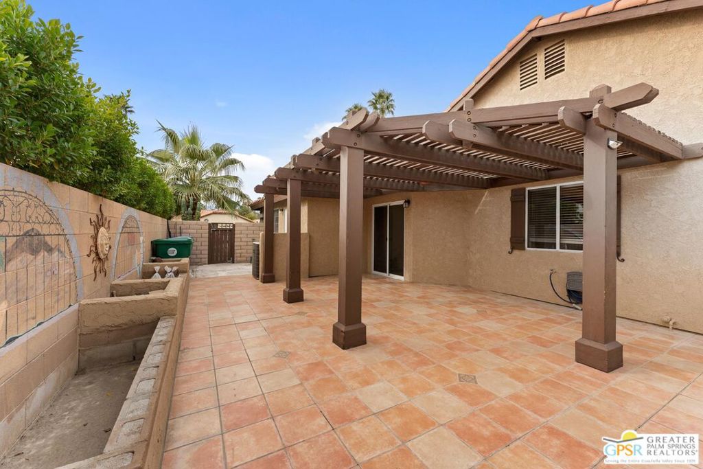 39850 Regency Way Property Photo 35