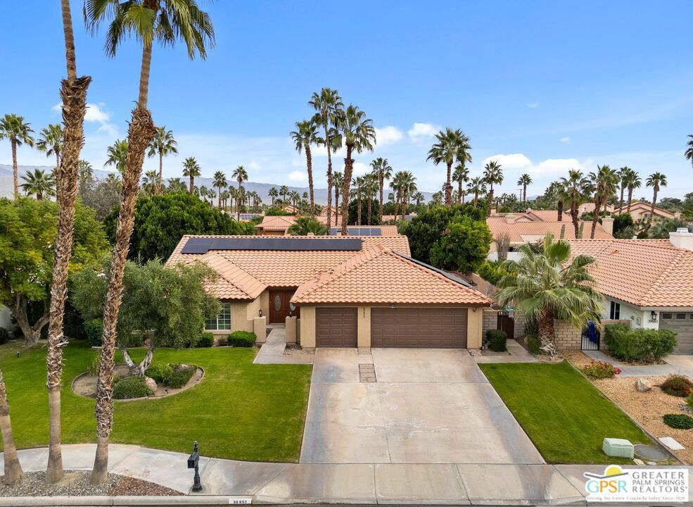39850 Regency Way Property Photo 45