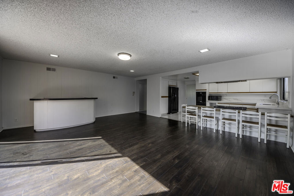 2106 W 166th Street Property Photo 16