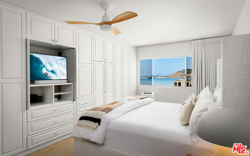 22548 Pacific Coast Highway 410 Property Photo 12