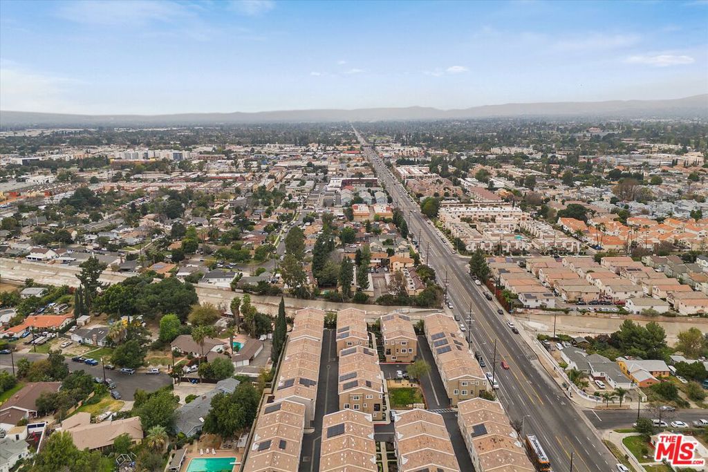 14860 Nordhoff Street Property Photo 26