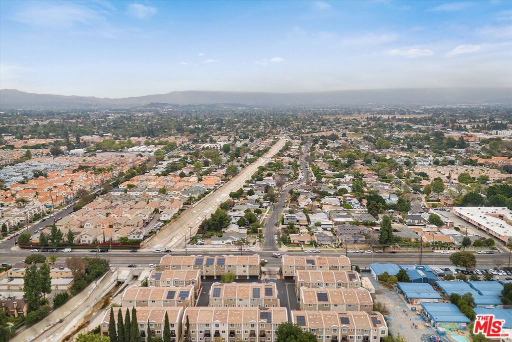 14860 Nordhoff Street Property Photo 27