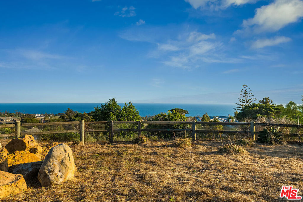29829 Harvester Road Property Photo 11
