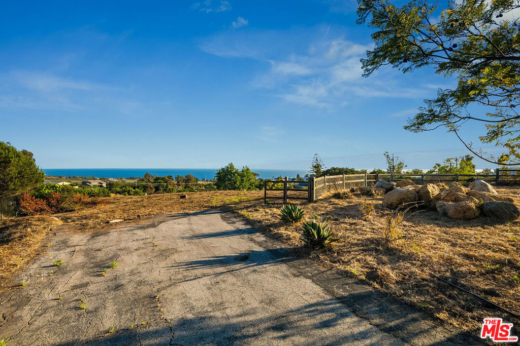 29829 Harvester Road Property Photo 16