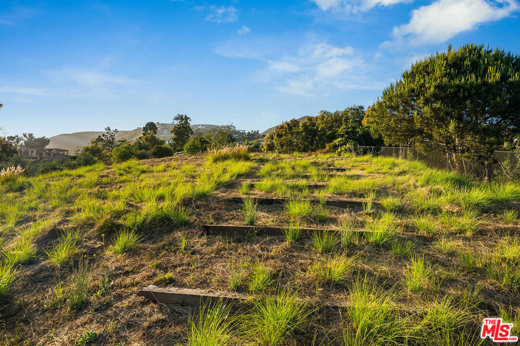 29829 Harvester Road Property Photo 18